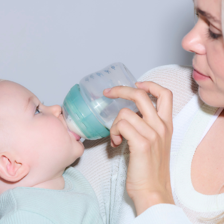 Tommee Tippee Biberon Anti-colica avanzato - 150ml 0m+