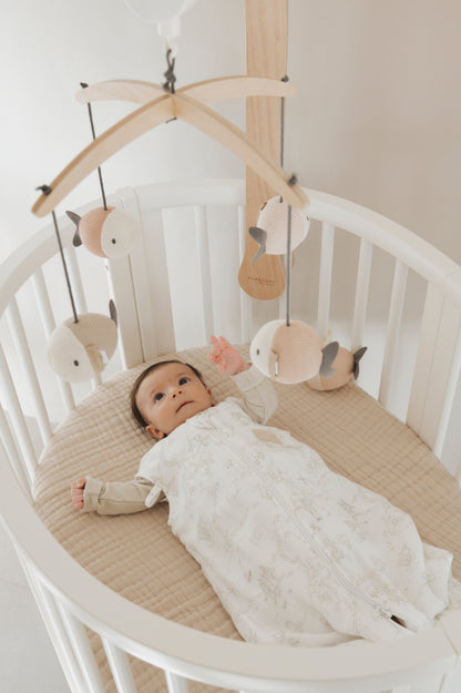 Bamboom Giostrina in legno con toys a maglia di Bambù Fish - FISH PINK 284