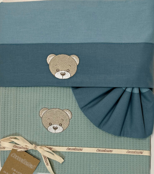COCCOLISSIMI kit Culla Carrozzina Coperta Piquet + lenzuola coordinate - Teddy agave